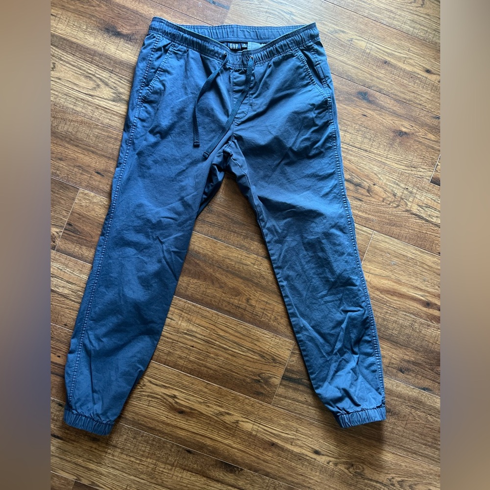 GAP Twill Joggerd men’s size medium